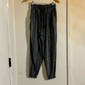 Temple pants